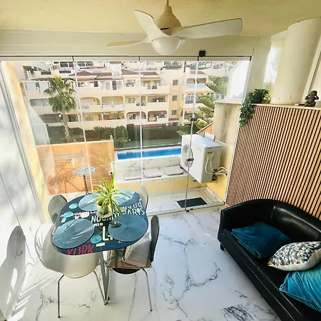 Piso En Zona Tranquila De - Torrequebrada Golf