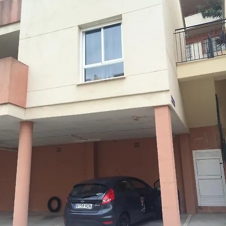 Piso En Zona Tranquila De - Torrequebrada Golf Apartment Benalmadena