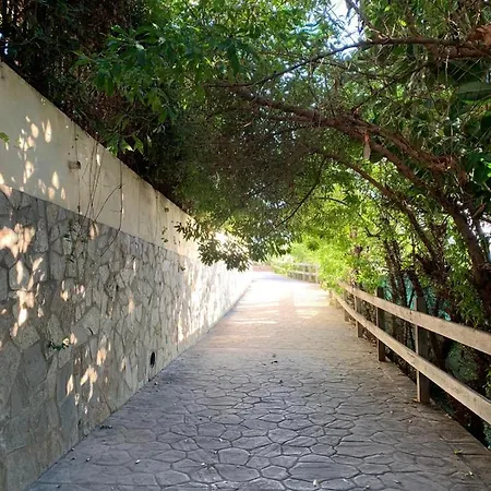 Piso En Zona Tranquila De - Torrequebrada Golf