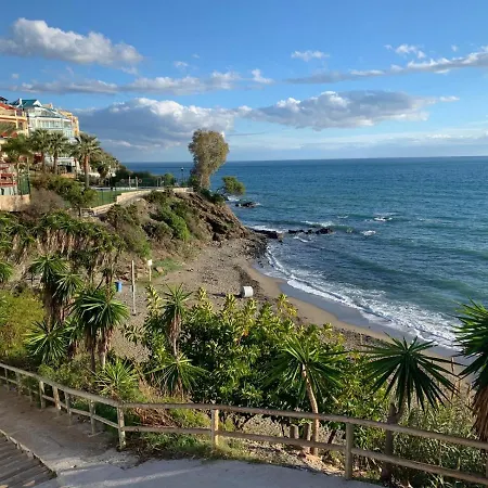 Piso En Zona Tranquila De - Torrequebrada Golf Benalmadena