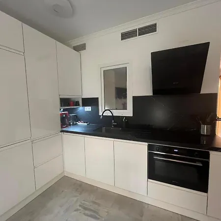 Piso En Zona Tranquila De - Torrequebrada Golf *