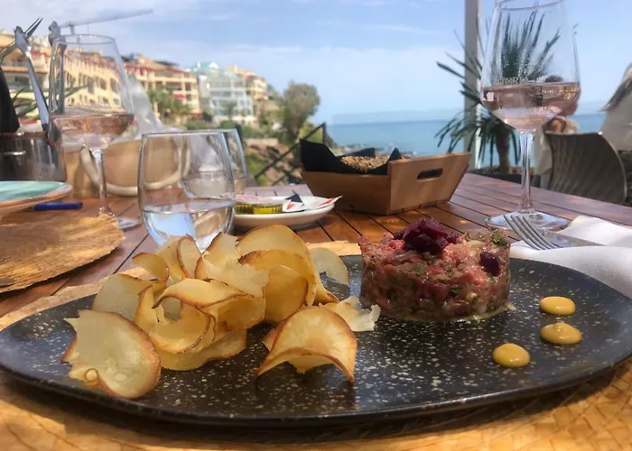 Piso En Zona Tranquila De - Torrequebrada Golf Benalmádena