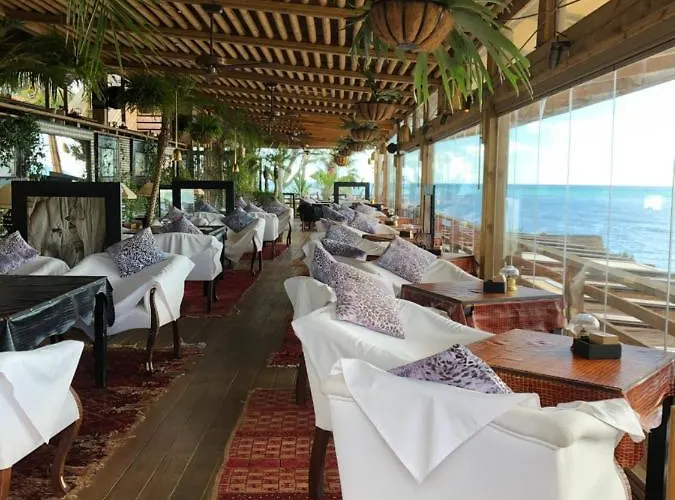 Piso En Zona Tranquila De - Torrequebrada Golf Apartmán